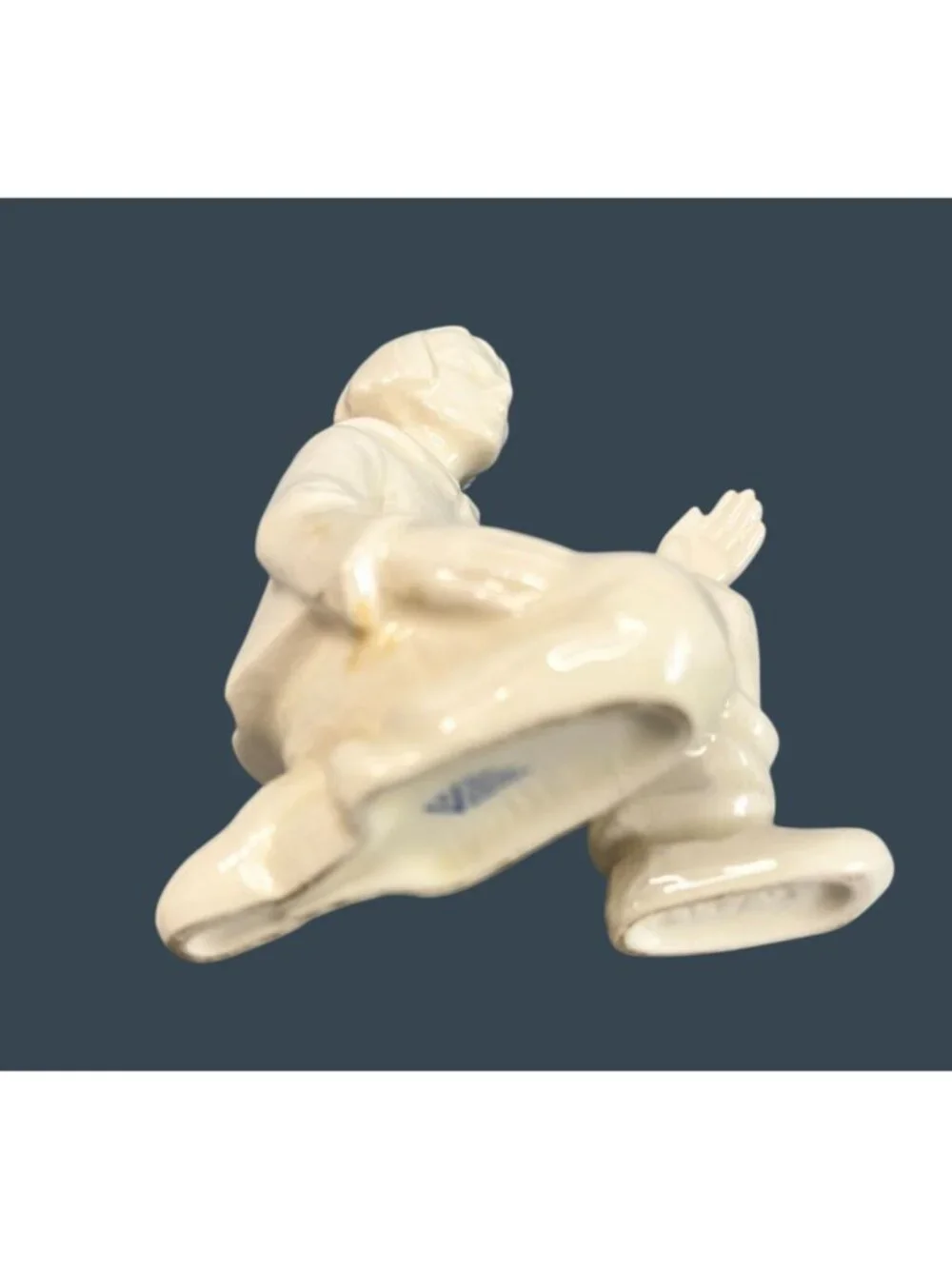 Vintage Goebel White Nativity Kneeling Shepherd Boy W. Germany Replacement 5
